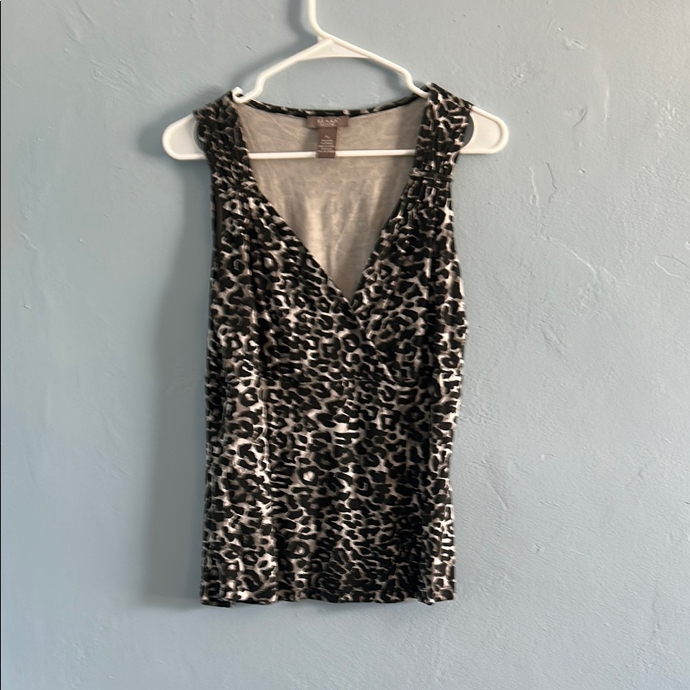 Leopard Print Sleeveless Top